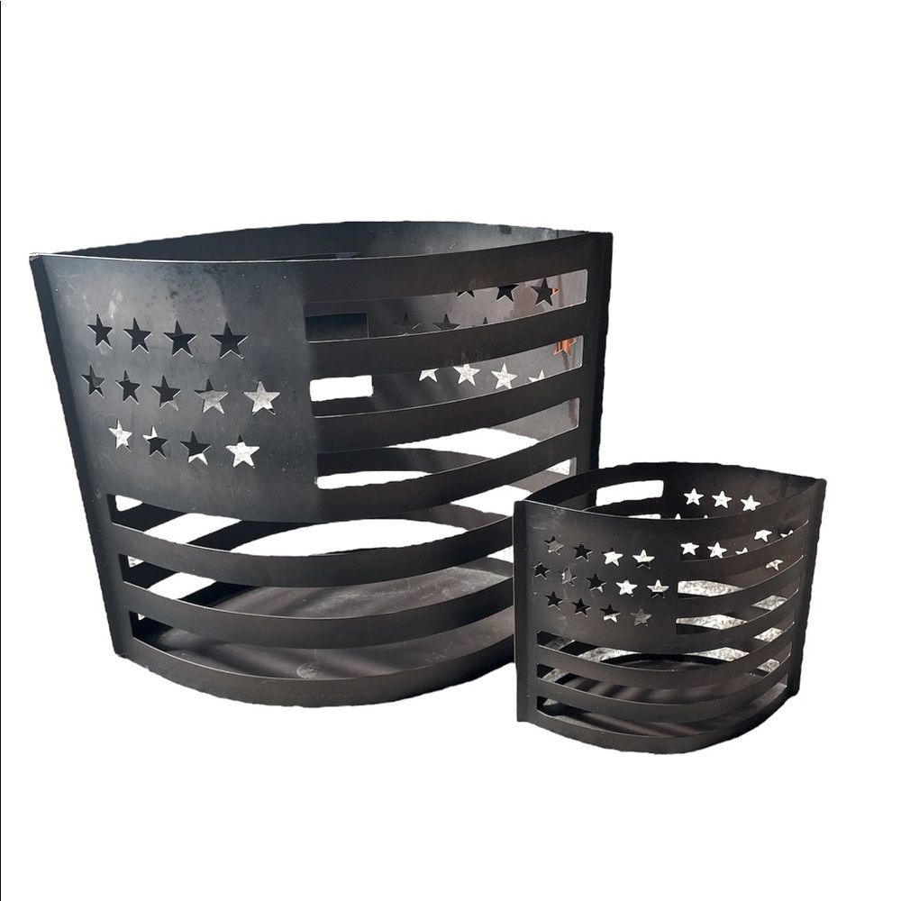 2 pc American Flag Cutout Metal Garden or Candle Holder Decor